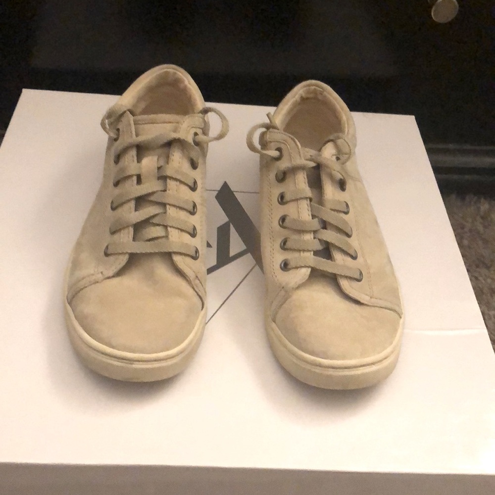 UGG tennis shoes